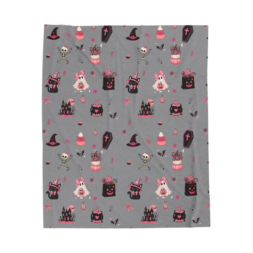 Spooky Halloween throw blanket in grey with pink ghosts, witches, pumpkins, bats and Halloween patterns